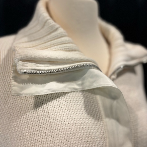 Steve Madden Cream Zip-Up knit Cardigan with Pockets - Picture 4 of 7